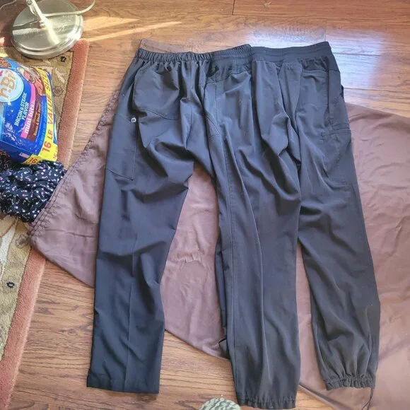 Black Scrubs Size Large - Picture 3 of 7